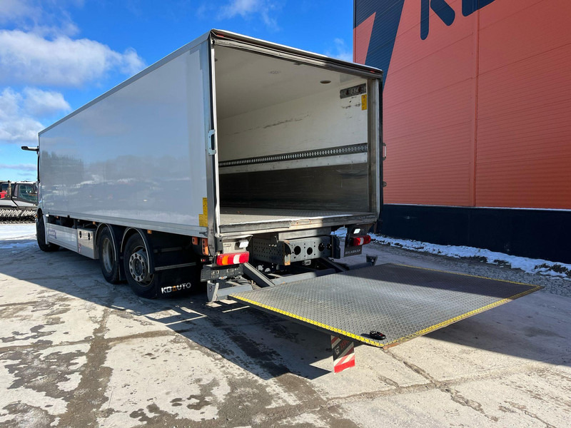 Leasing de Mercedes-Benz Actros 2735 6x2*4 BOX L=8476 mm Mercedes-Benz Actros 2735 6x2*4 BOX L=8476 mm: foto 10