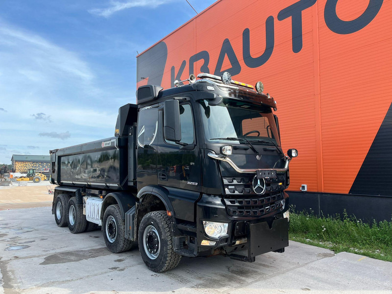 Mercedes-Benz Arocs 3253 8x4 2019 - Camión volquete: foto 4 Mercedes-Benz Arocs 3253 8x4 2019 - Camión volquete: foto 4