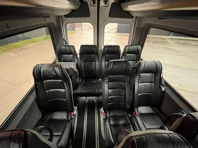 Leasing de Mercedes-Benz Sprinter 316 CDI 13+1 SEATS / DRIVER AC Mercedes-Benz Sprinter 316 CDI 13+1 SEATS / DRIVER AC: foto 14 Leasing de Mercedes-Benz Sprinter 316 CDI 13+1 SEATS / DRIVER AC Mercedes-Benz Sprinter 316 CDI 13+1 SEATS / DRIVER AC: foto 14