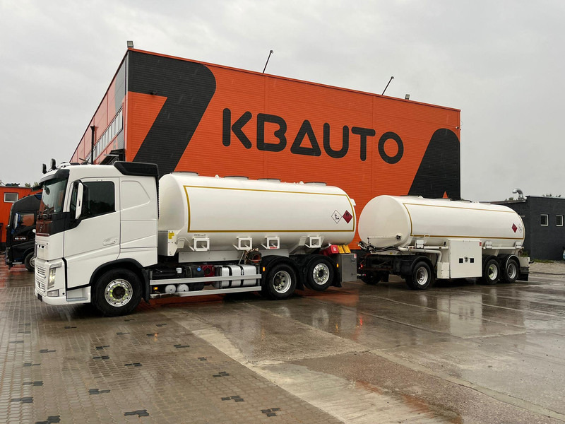 ROHR ANH-A-ZE 26 TOTAL CAPACITY 29900 I / 8250+6750+6850+8050 I - Remolque cisterna: foto 2 ROHR ANH-A-ZE 26 TOTAL CAPACITY 29900 I / 8250+6750+6850+8050 I - Remolque cisterna: foto 2