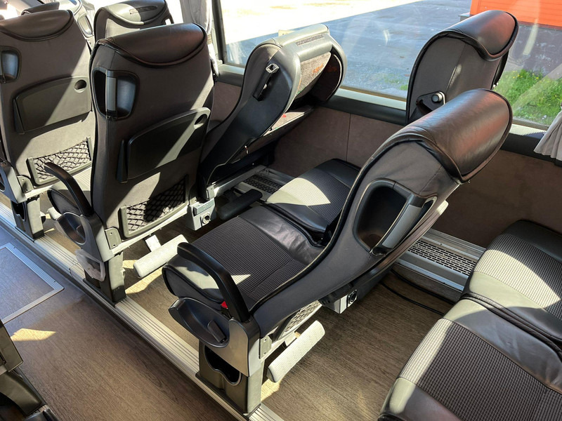 Autobús suburbano Scania K 450 6x2*4 Interlink 55 SEATS / AC / AUXILIARY HEATING / WHEELCHAIR LIFT / WC: foto 13