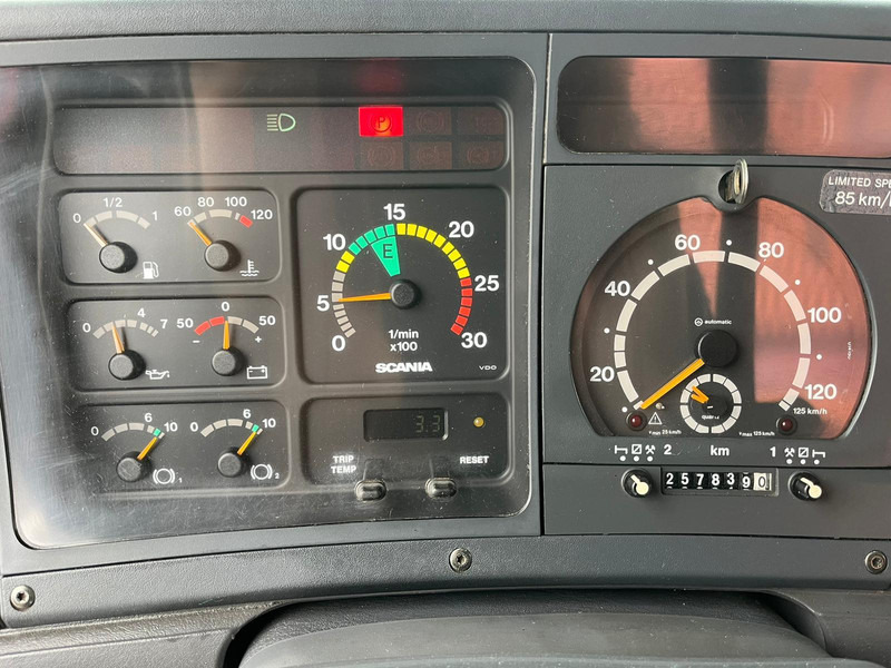 Camión volquete Scania P 340 4x4 FULL STEEL / BOX L=4406 mm: foto 17