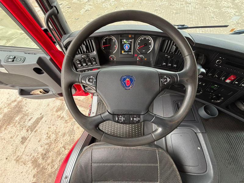 Leasing de Scania P 440 6x2 RETARDER / CHASSIS L=7741 mm Scania P 440 6x2 RETARDER / CHASSIS L=7741 mm: foto 14