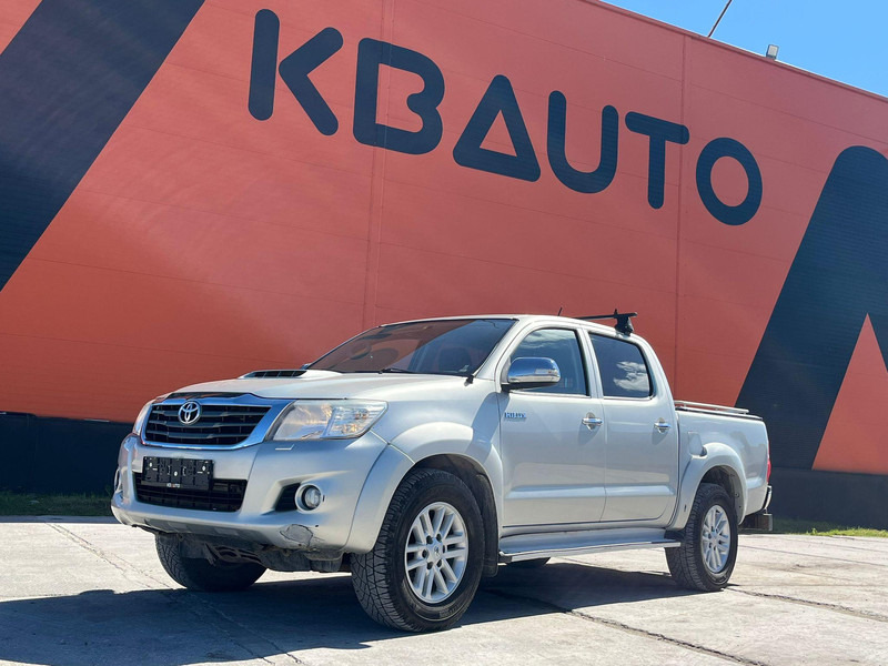 Toyota Hilux 4x4 - Pick-up: foto 1 Toyota Hilux 4x4 - Pick-up: foto 1