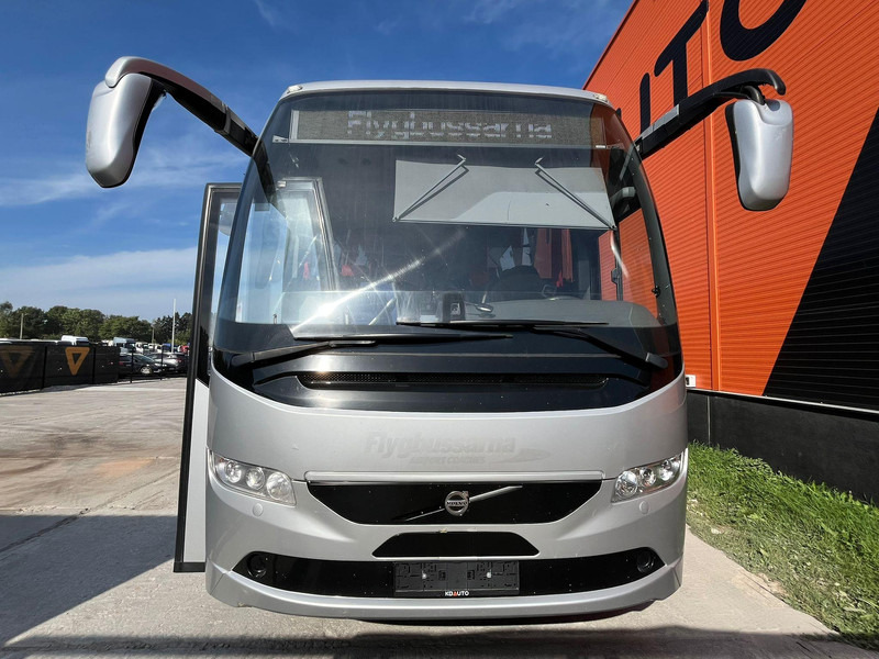 Volvo B8R 9700 H 6x2*4 61+1 SEATS / AC / AUXILIARY HEATER / WC - Autocar: foto 2 Volvo B8R 9700 H 6x2*4 61+1 SEATS / AC / AUXILIARY HEATER / WC - Autocar: foto 2