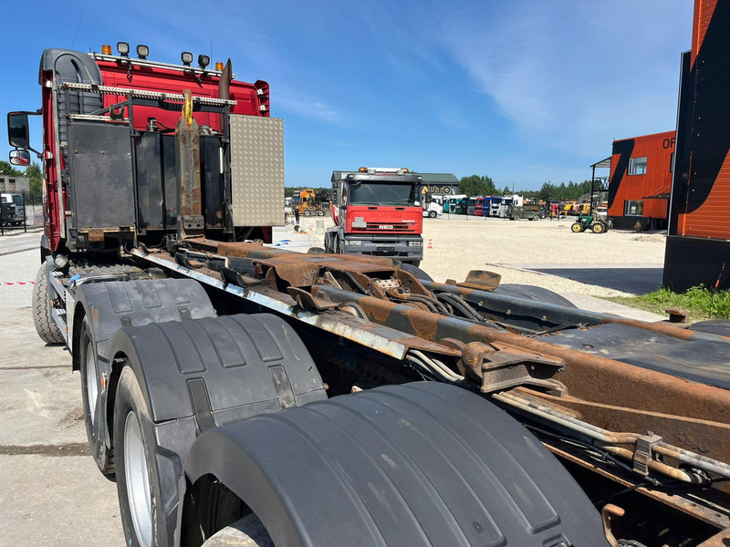 Camión multibasculante Volvo FH 16 700 8x4*4 HIAB XR 24 ton / L=5800 mm: foto 11