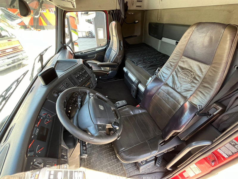 Camión multibasculante Volvo FH 16 700 8x4*4 HIAB XR 24 ton / L=5800 mm: foto 20