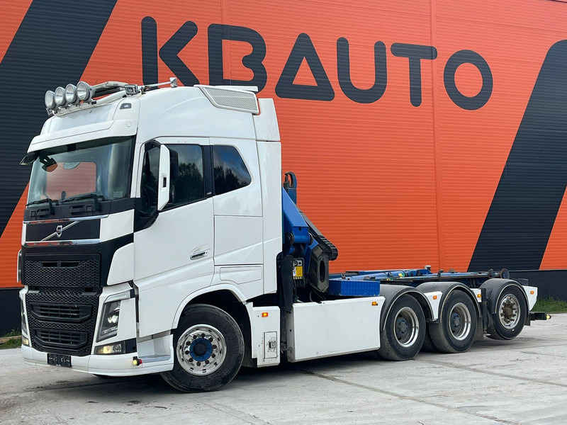 Volvo FH 16 750 8x4*4 COMBI / PK34002 / JOAB L 24 ton / L=4950 mm - Camión multibasculante, Camión grúa: foto 2 Volvo FH 16 750 8x4*4 COMBI / PK34002 / JOAB L 24 ton / L=4950 mm - Camión multibasculante, Camión grúa: foto 2