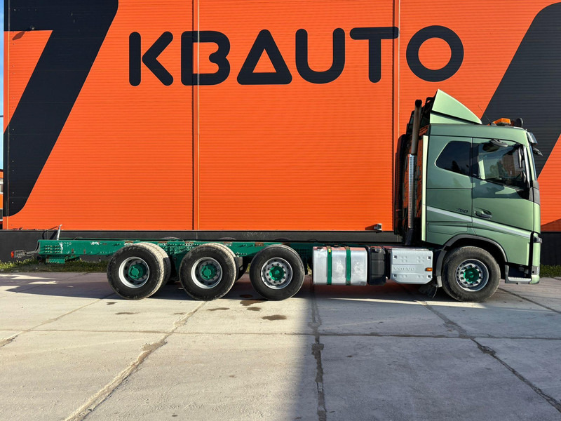 Volvo FH 16 750 8x4/4 PTO / CHASSIS L=7617 mm - Camión chasis: foto 5 Volvo FH 16 750 8x4/4 PTO / CHASSIS L=7617 mm - Camión chasis: foto 5