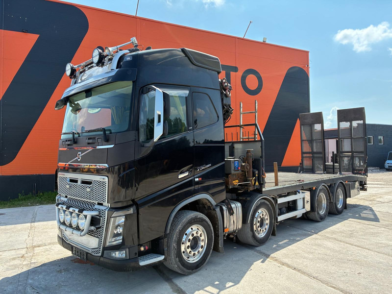 Volvo FH 16 750 8x4 HMF2620K-5 / WINCH / PLATFORM L=7100 mm - Camión portavehículos: foto 2 Volvo FH 16 750 8x4 HMF2620K-5 / WINCH / PLATFORM L=7100 mm - Camión portavehículos: foto 2