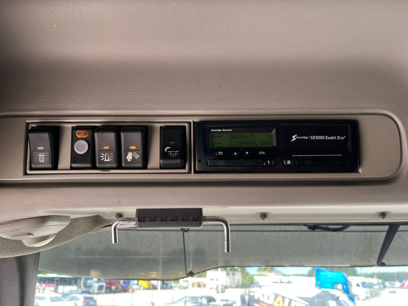 Camión caja abierta, Camión grúa Volvo FH 480 6x4 HMF 2420-K5 YEAR 2011 / PLATFORM L=6403 mm: foto 20 Camión caja abierta, Camión grúa Volvo FH 480 6x4 HMF 2420-K5 YEAR 2011 / PLATFORM L=6403 mm: foto 20