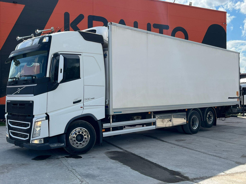 Volvo FH 500 6x2 RETARDER / T-1200R / BOX L=9497 mm - Camión frigorífico: foto 1 Volvo FH 500 6x2 RETARDER / T-1200R / BOX L=9497 mm - Camión frigorífico: foto 1