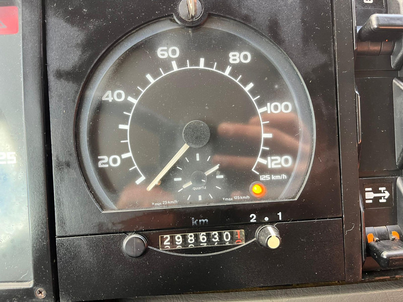 Camión caja abierta, Camión grúa Volvo FL 608 4x2 PK 8200 / BOX L=4249 mm: foto 18 Camión caja abierta, Camión grúa Volvo FL 608 4x2 PK 8200 / BOX L=4249 mm: foto 18