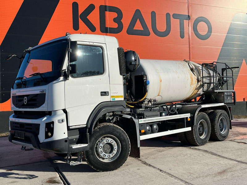 Volvo FMX 420 6x6 KART 7 m3 / MANUAL / FULL STEEL / DRUM BRAKES / BIG AXLES - Camión hormigonera: foto 1 Volvo FMX 420 6x6 KART 7 m3 / MANUAL / FULL STEEL / DRUM BRAKES / BIG AXLES - Camión hormigonera: foto 1