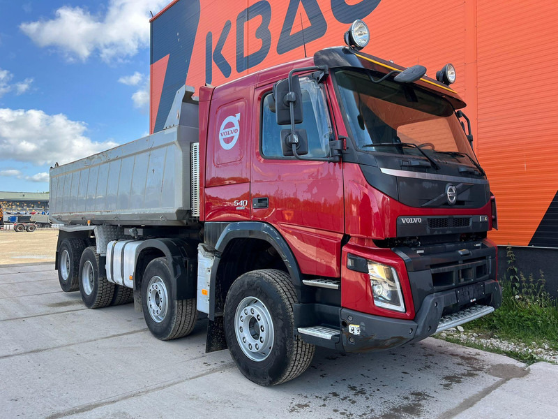 Volvo FMX 540 8x4 RETARDER / TANDEM AXLE LIFT / BIG AXLES - Camión volquete: foto 4 Volvo FMX 540 8x4 RETARDER / TANDEM AXLE LIFT / BIG AXLES - Camión volquete: foto 4