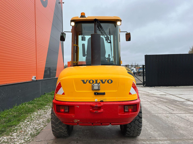 Cargadora de ruedas Volvo L 30 B-Z/X 4x4 AC / QUICK COUPLER / BUCKET + FORKS: foto 8