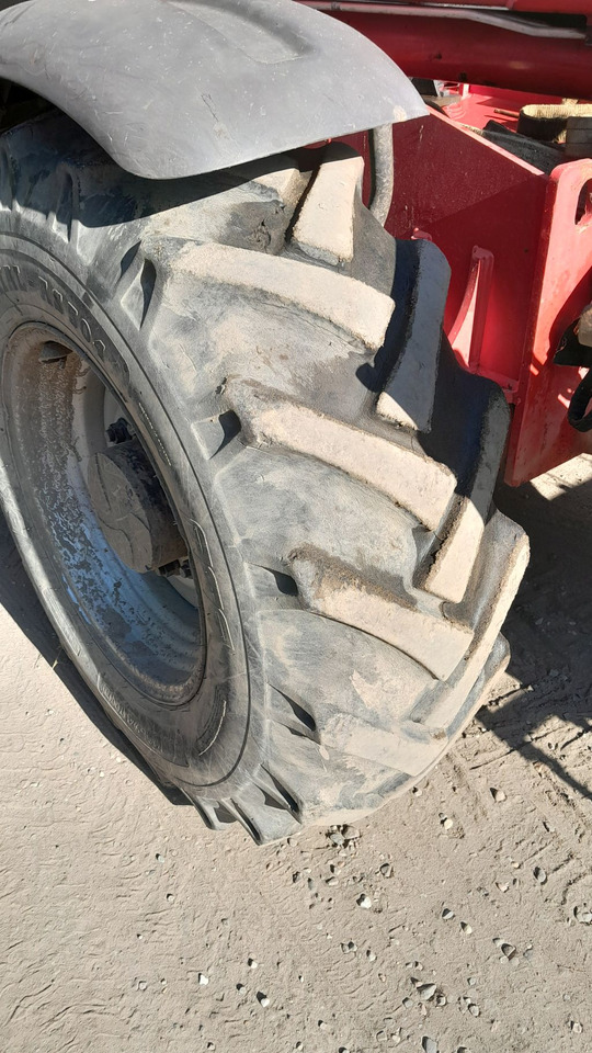 Cargadora de ruedas telescópica MANITOU MT 1235S: foto 6