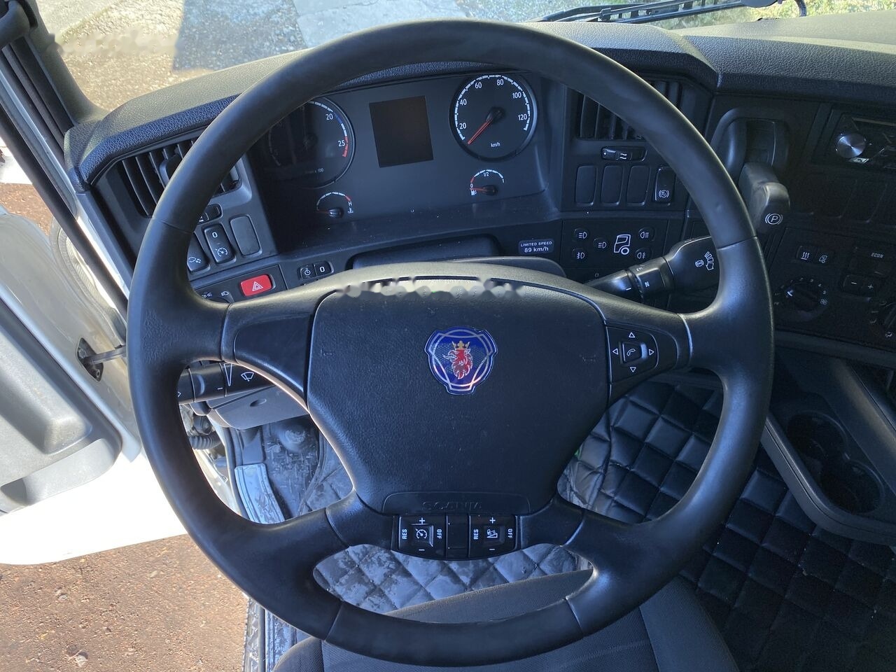 Cabeza tractora Scania R500: foto 11