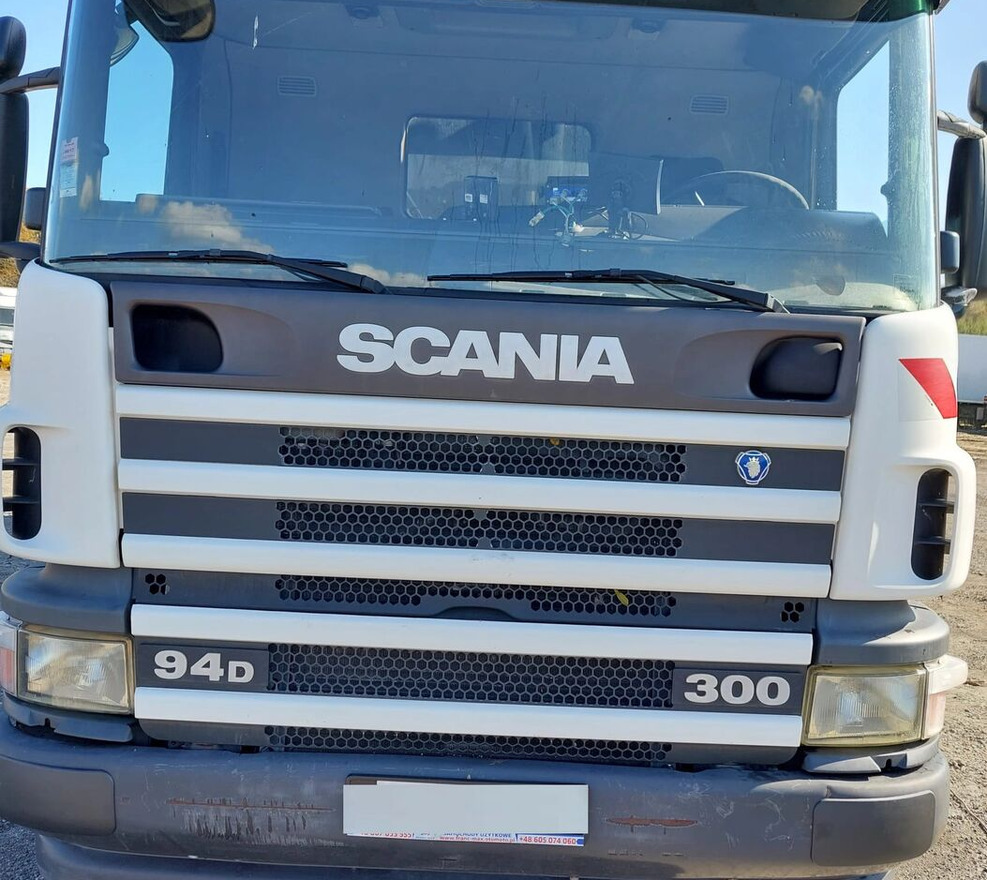 Scania 94D 300 - Camión de basura: foto 5 Scania 94D 300 - Camión de basura: foto 5