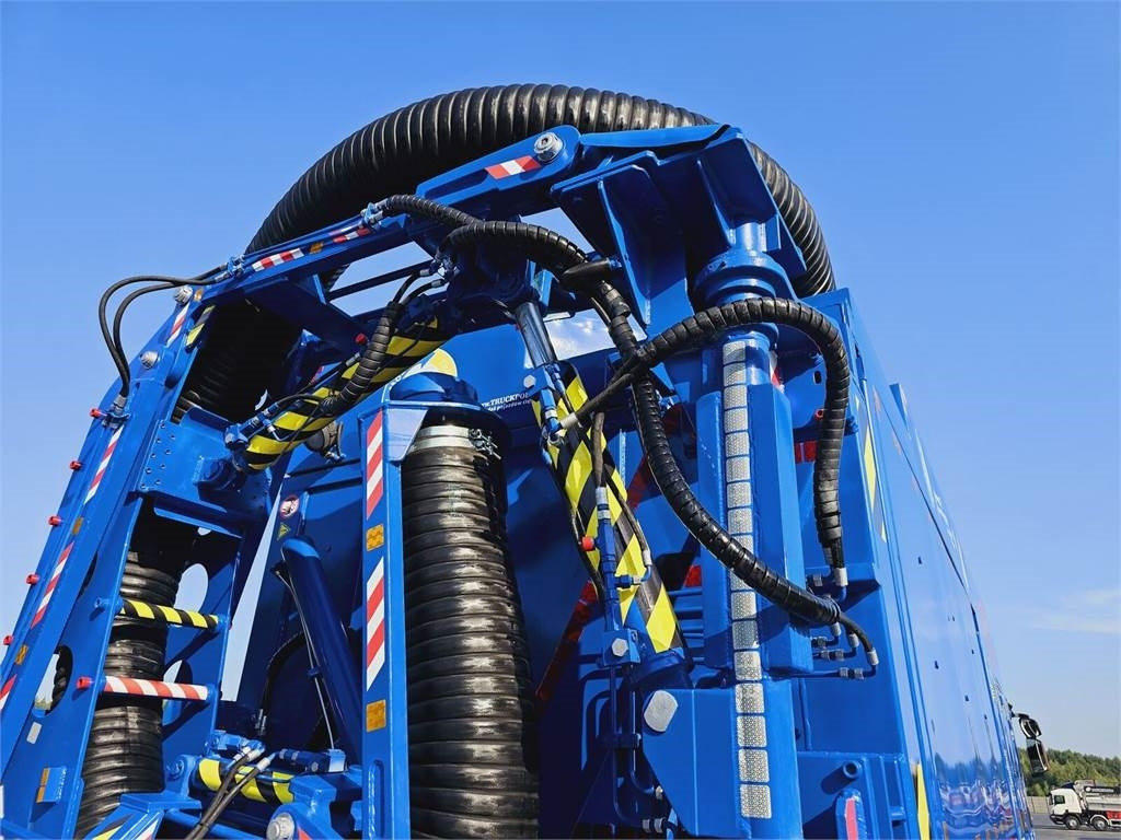 Limpieza de alcantarillado Iveco MTS 4 x TURBINE MTS 4 x TURBINE Saugbagger vacuum: foto 18