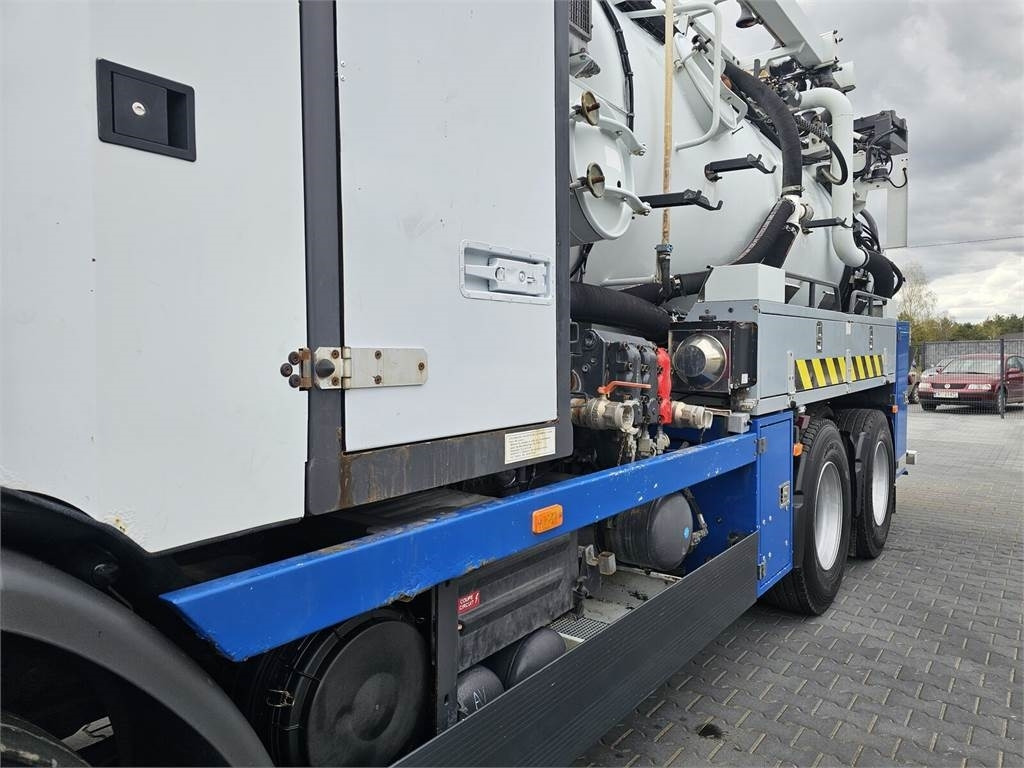 Limpieza de alcantarillado Renault 6x4 WUKO RIVARD RECYTLING for collecting liquid wa: foto 9