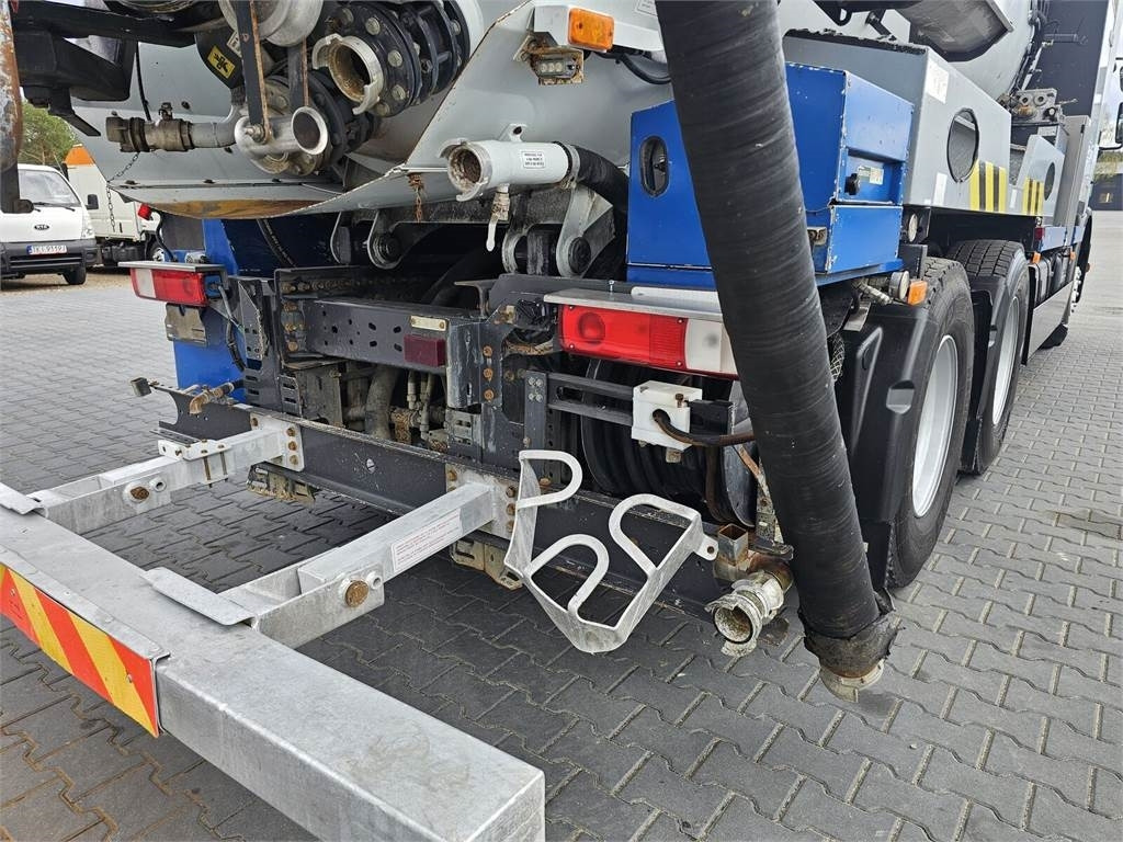 Limpieza de alcantarillado Renault 6x4 WUKO RIVARD RECYTLING for collecting liquid wa: foto 16