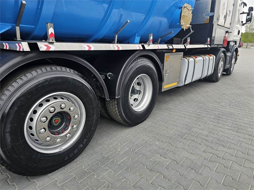 Excavadora Scania Disab Centurion P210/8 Vacuum suction loader: foto 16