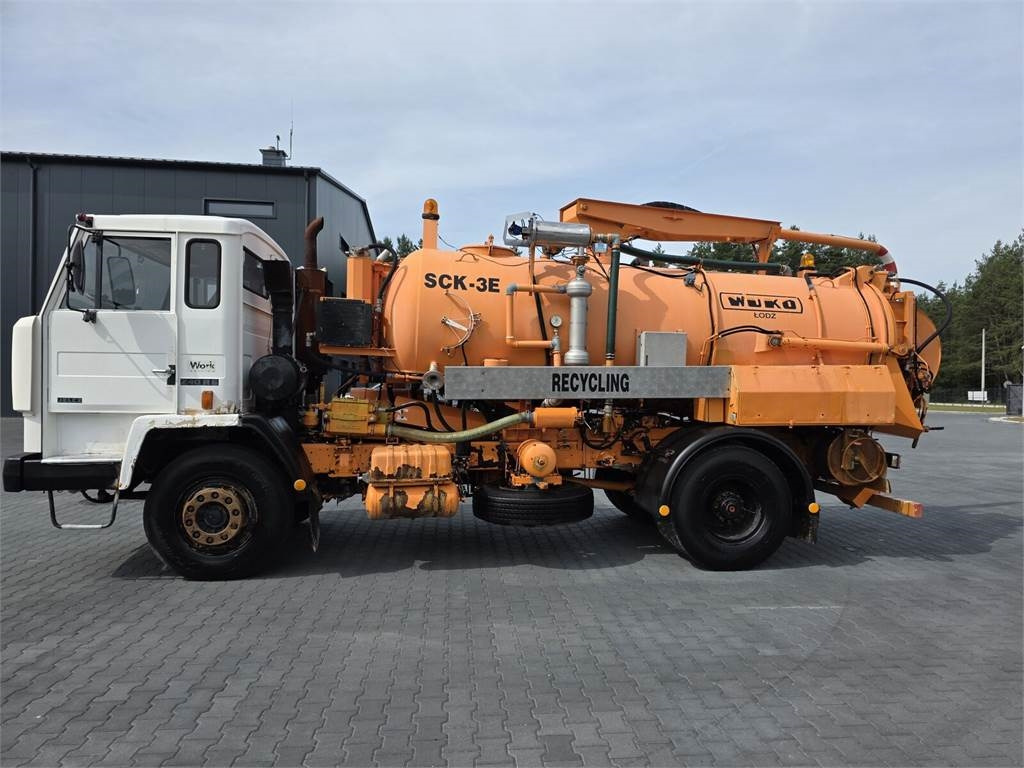 Jelcz WUKO SCK-3E RECYCLING for collecting liquid - Vehículo municipal: foto 4 Jelcz WUKO SCK-3E RECYCLING for collecting liquid - Vehículo municipal: foto 4