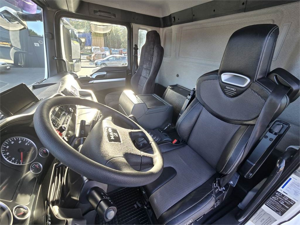 Vehículo municipal MAN ASSMANN ADR KOMBI FOR CLEANING CANALS WUKO: foto 34