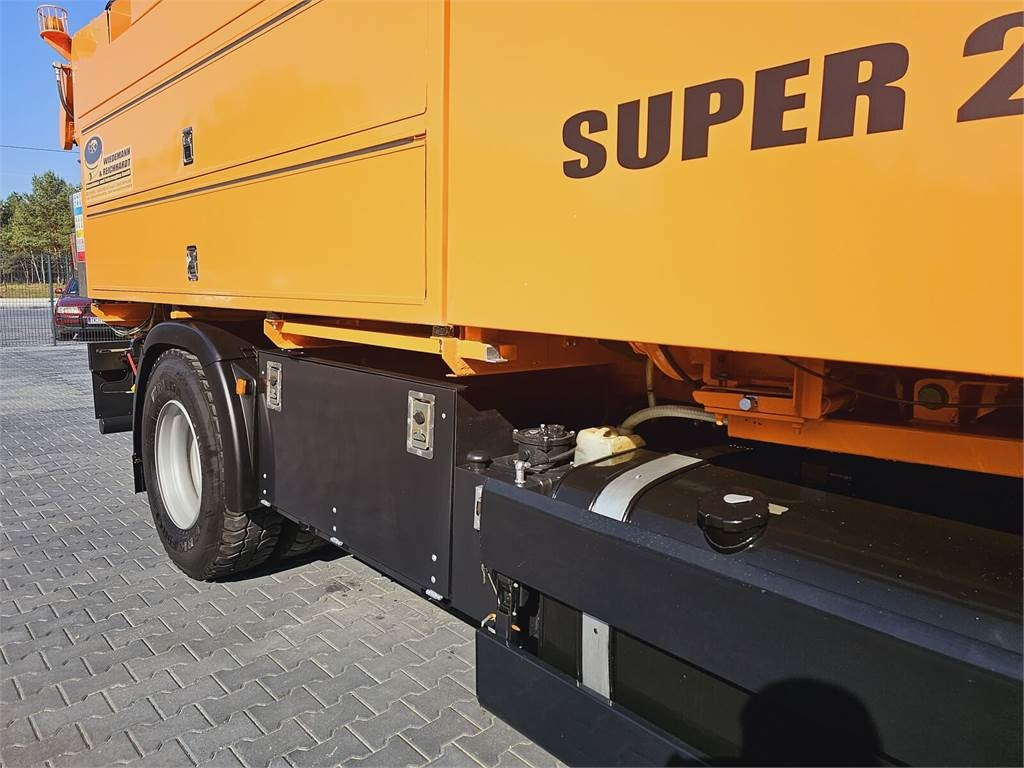 Vehículo municipal MAN SUPER 2000 4x2 WUKO RECYKLING for collecting liqui: foto 20 Vehículo municipal MAN SUPER 2000 4x2 WUKO RECYKLING for collecting liqui: foto 20