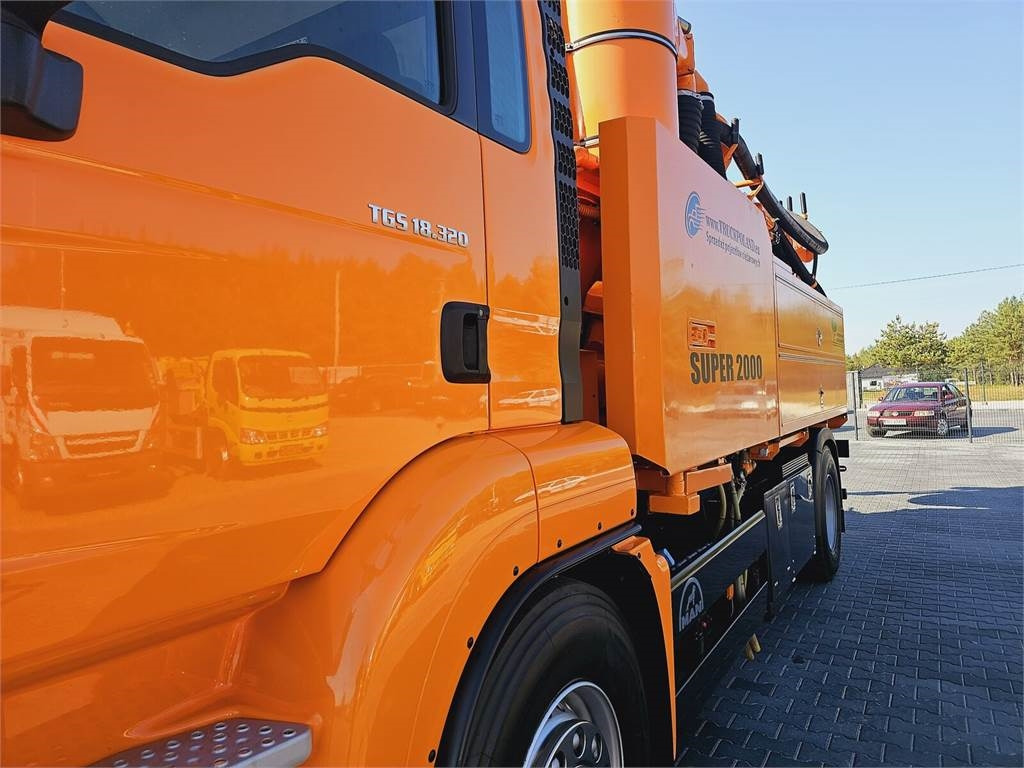 Vehículo municipal MAN SUPER 2000 4x2 WUKO RECYKLING for collecting liqui: foto 9 Vehículo municipal MAN SUPER 2000 4x2 WUKO RECYKLING for collecting liqui: foto 9