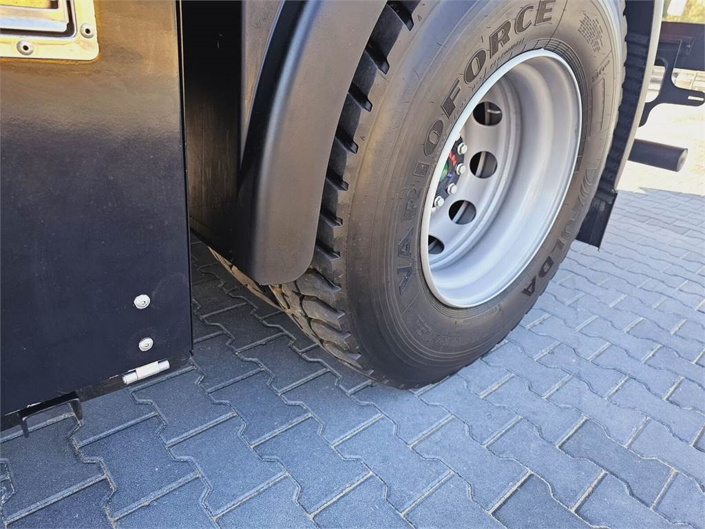 Vehículo municipal MAN SUPER 2000 4x2 WUKO RECYKLING for collecting liqui: foto 13 Vehículo municipal MAN SUPER 2000 4x2 WUKO RECYKLING for collecting liqui: foto 13