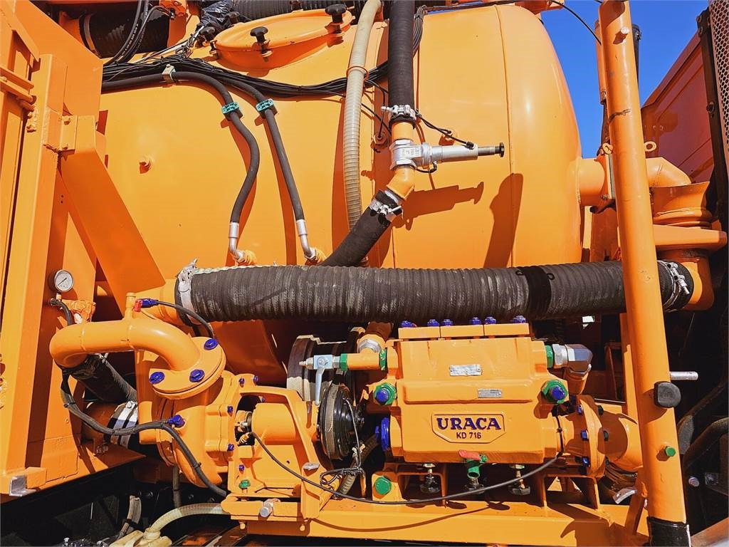 Vehículo municipal MAN SUPER 2000 4x2 WUKO RECYKLING for collecting liqui: foto 21 Vehículo municipal MAN SUPER 2000 4x2 WUKO RECYKLING for collecting liqui: foto 21