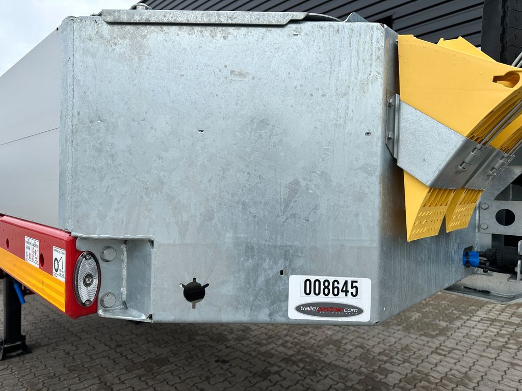 Faymonville Maxtrailer MAX 100 5 achs tieflader Faymonville Maxtrailer MAX 100 5 achs tieflader - Semirremolque góndola rebajadas: foto 3 Faymonville Maxtrailer MAX 100 5 achs tieflader Faymonville Maxtrailer MAX 100 5 achs tieflader - Semirremolque góndola rebajadas: foto 3