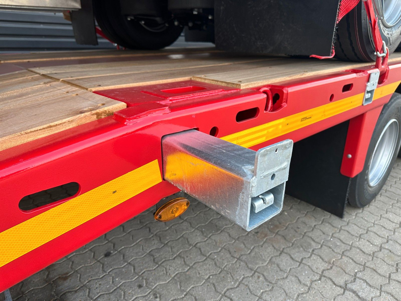 Faymonville Maxtrailer MAX 200 3 achs MEGA - Semirremolque plataforma/ Caja abierta: foto 4 Faymonville Maxtrailer MAX 200 3 achs MEGA - Semirremolque plataforma/ Caja abierta: foto 4