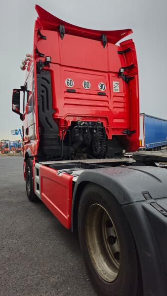 MAN TGX 18.510 - Cabeza tractora: foto 4 MAN TGX 18.510 - Cabeza tractora: foto 4