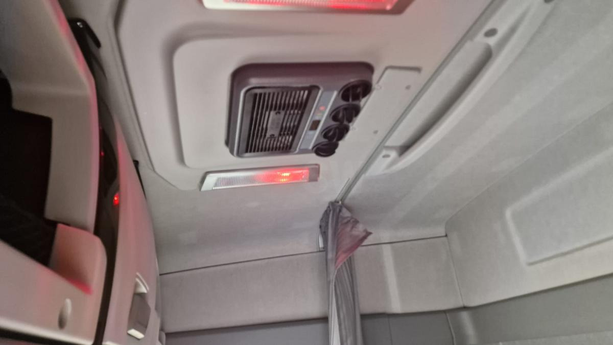 Cabeza tractora Renault T-Series 480 (Location / Rent): foto 13