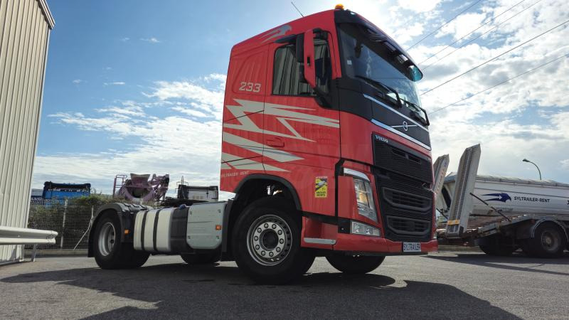 Volvo FH 460 Hydraulique (Location / Rent) - Cabeza tractora: foto 2 Volvo FH 460 Hydraulique (Location / Rent) - Cabeza tractora: foto 2