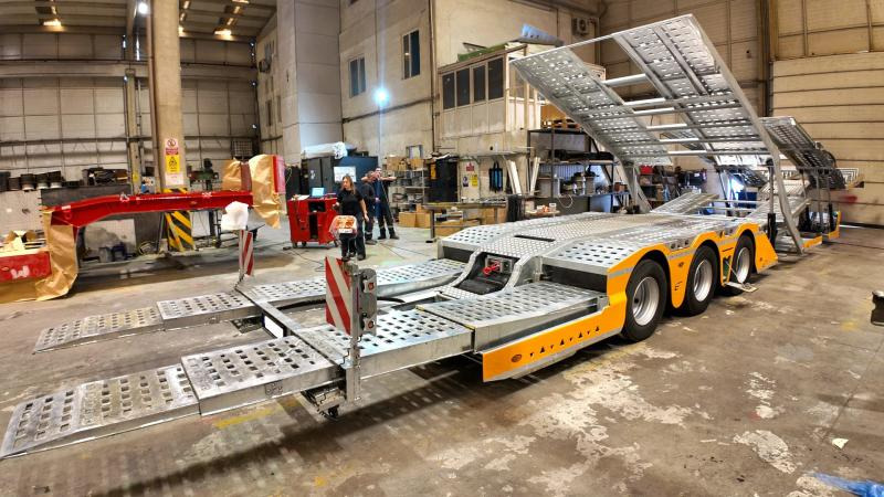 Eroglu 3 Axle Trucks Carriers - Semirremolque portavehículos: foto 3 Eroglu 3 Axle Trucks Carriers - Semirremolque portavehículos: foto 3