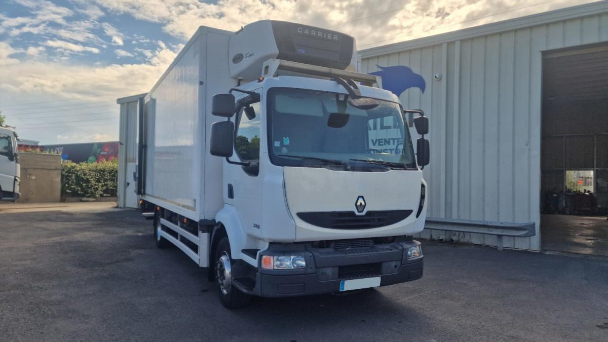 Renault Midlum 220 DXI - Camión frigorífico: foto 1 Renault Midlum 220 DXI - Camión frigorífico: foto 1