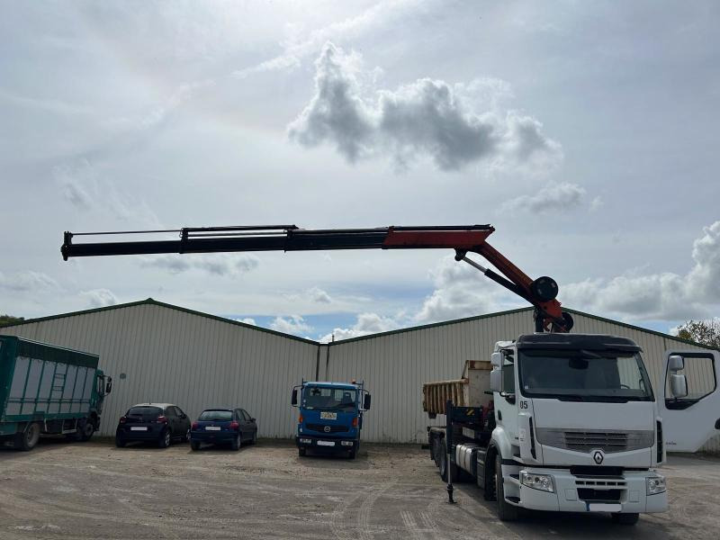 Renault Premium avec grue PALFINGER PK 18000 - Camión multibasculante, Camión grúa: foto 4 Renault Premium avec grue PALFINGER PK 18000 - Camión multibasculante, Camión grúa: foto 4