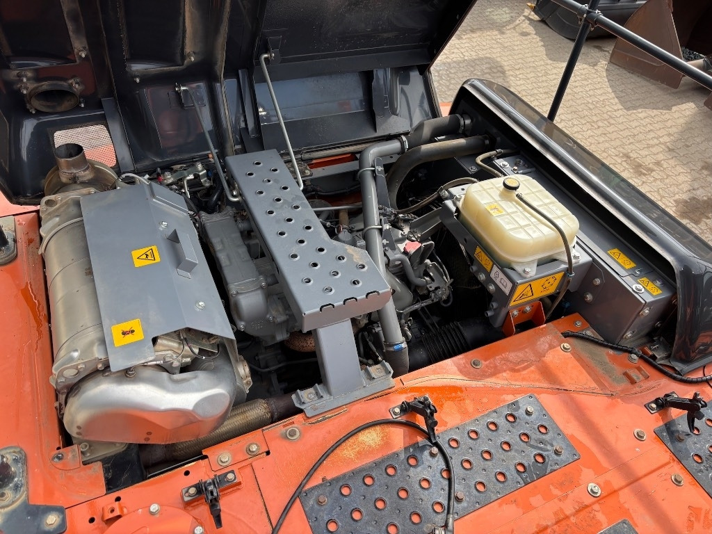 Excavadora de cadenas Hitachi ZX 210 LC-6 - ZX210: foto 19