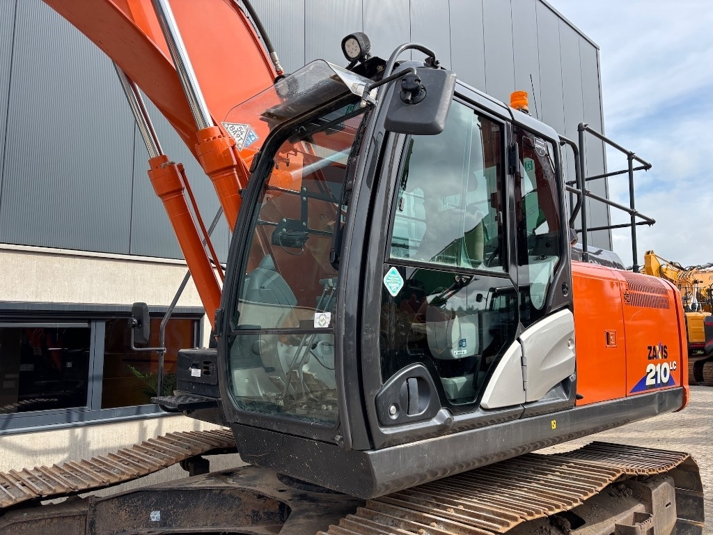 Excavadora de cadenas Hitachi ZX 210 LC-6 - ZX210: foto 14