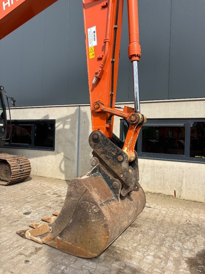 Excavadora de cadenas Hitachi ZX 210 LC-6 - ZX210: foto 12