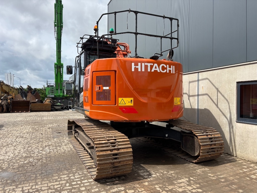 Hitachi ZX 225 US LC-6 - ZX225USLC - ZX 225 USLC - Excavadora de cadenas: foto 4 Hitachi ZX 225 US LC-6 - ZX225USLC - ZX 225 USLC - Excavadora de cadenas: foto 4