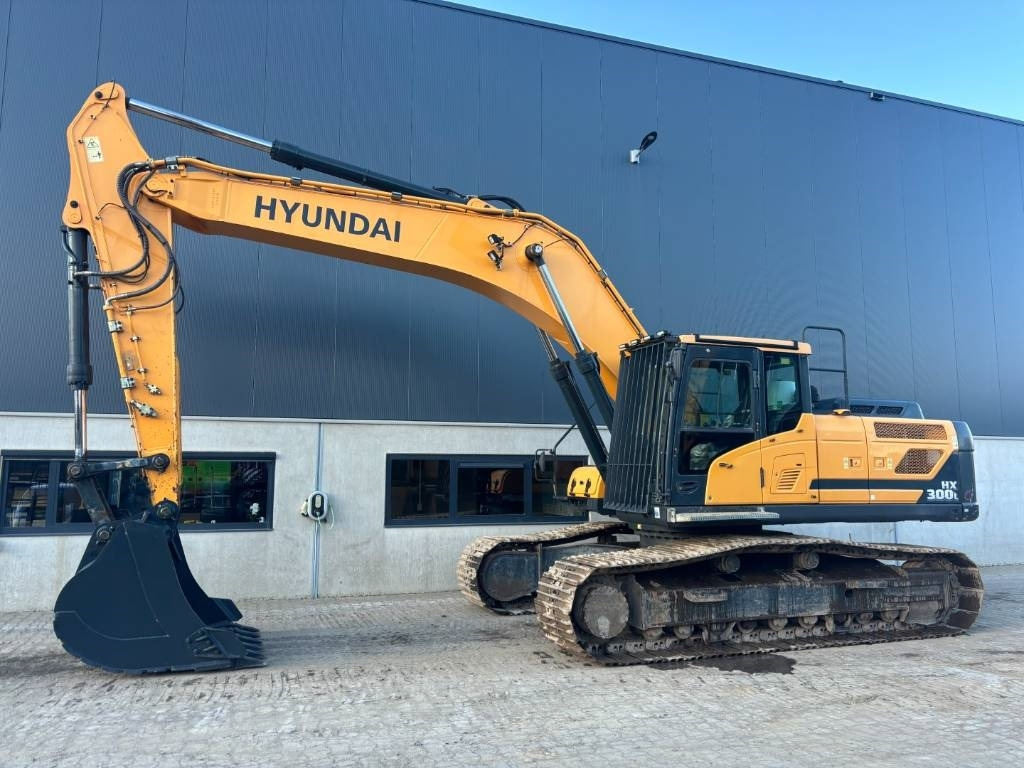 Hyundai HX300L -- HX 300 L - Excavadora de cadenas: foto 1 Hyundai HX300L -- HX 300 L - Excavadora de cadenas: foto 1