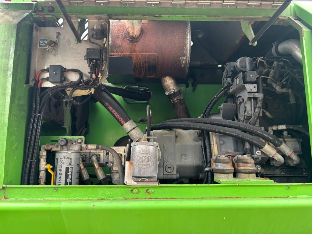 Manipulador de materiales Sennebogen 835 M -- immaculate condition: foto 29