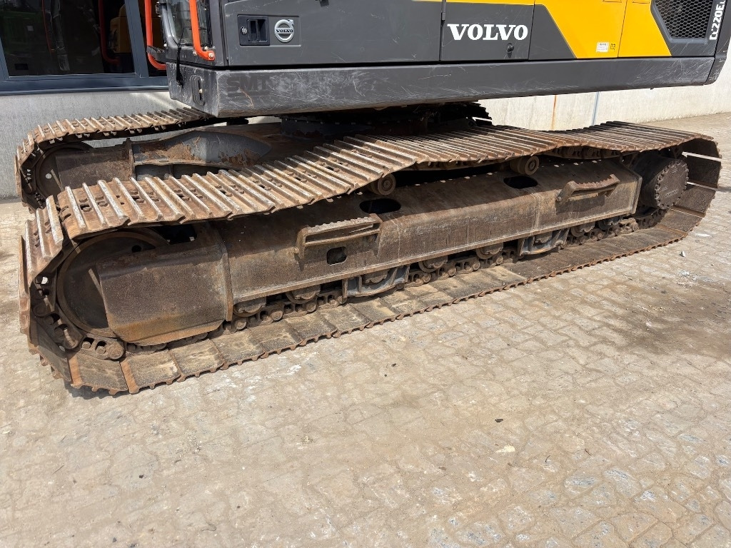 Excavadora de cadenas Volvo EC 220 E L - EC220: foto 37
