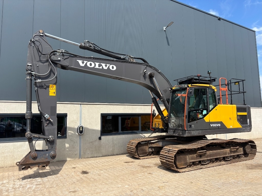 Volvo EC 220 E L - EC220 - Excavadora de cadenas: foto 1 Volvo EC 220 E L - EC220 - Excavadora de cadenas: foto 1