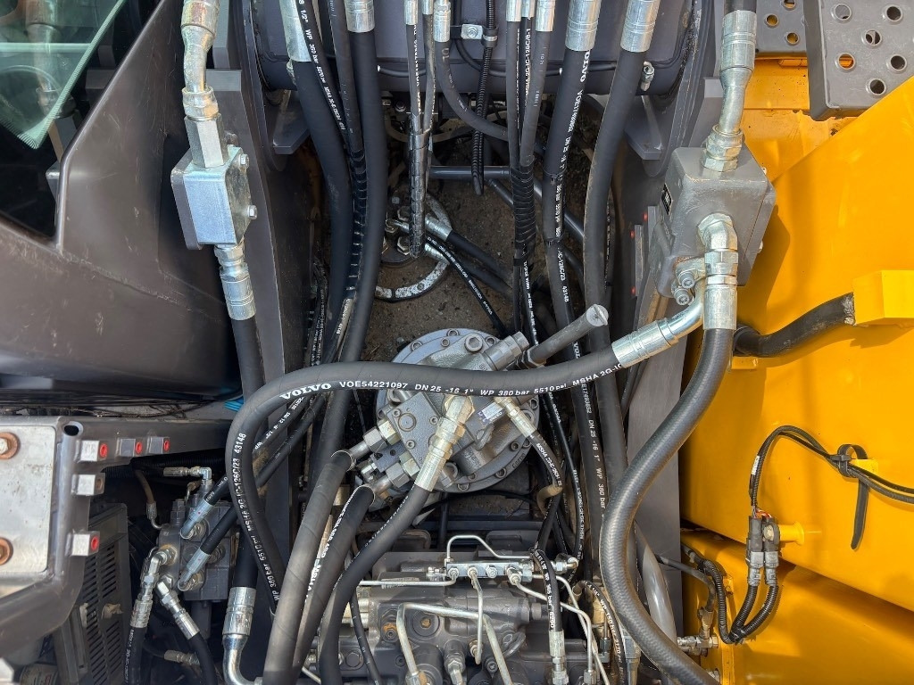 Excavadora de cadenas Volvo EC 220 E L - EC220: foto 36